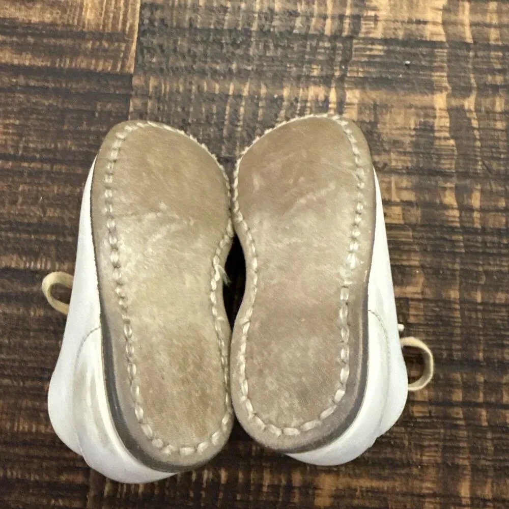 Vintage Stride Rite White Lace Up Baby Walking Shoes. Flexible Moccasins